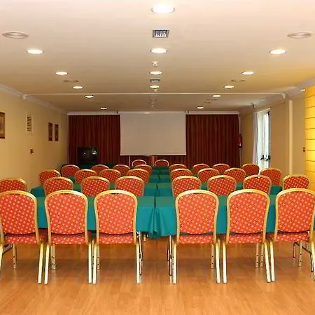 Hotell Elegance Miramar 3*