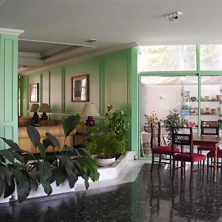 Elegance Miramar Szálloda 3*