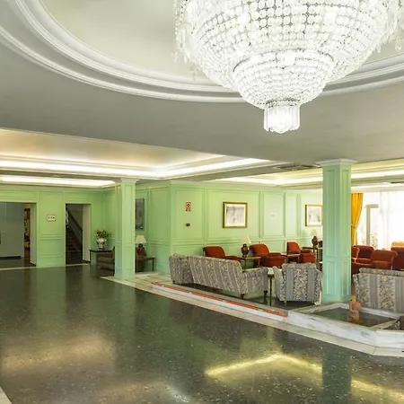 Szálloda Elegance Miramar 3*